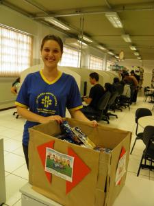A&ccedil;&atilde;o arrecadou mais de 80 caixas de chocolate em Londrina