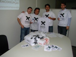 Movimento est� conquistando ades�o de empres�rios, comunidade escolar, sociedade organizada e cidad�os paranaenses