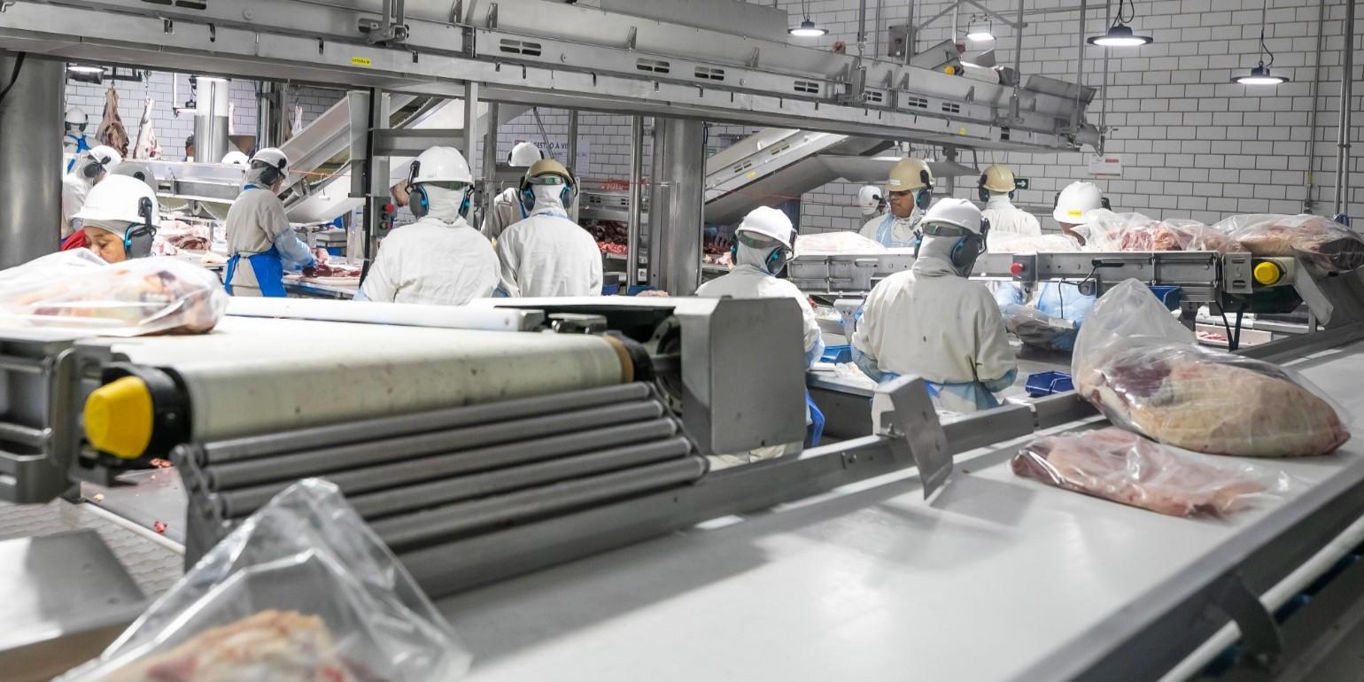 Fiep assina manifesto pela modernização da jornada de trabalho no Brasil