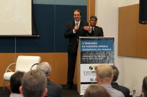 Claudio Grochowicz destacou a ao pioneira do setor no Paran, com os planos de logstica reversa.