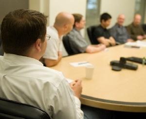 Conveno coletiva de trabalho decide reajuste salarial