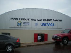 Inaugurao da Escola Industrial Ivar Carlos Sarolli